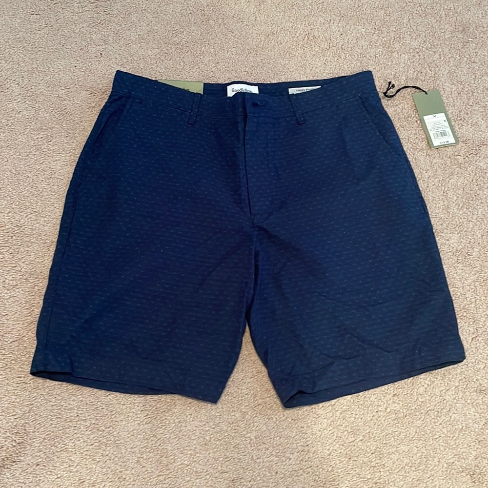 Goodfellow blue textured-dot men’s shorts, size 34 / 9” inseam